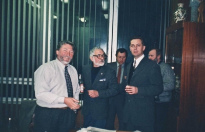  На першому засіданні Національної академії мистецтв України, м. Київ, грудень 1997 р.